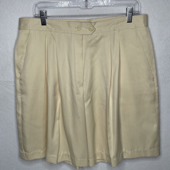 Bette & Court Signature Collection Golf Casual Size 16 Pleated High Waist Short - Picture 2 of 9